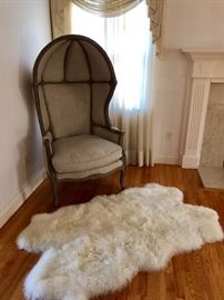 The Ellis Occasional Chair - styled after the French Classic. Pre-washed vintage Belgian polyester and linen fabric on inside seat and back; while outside fabric is burlap fabric finished with French nail tacks. Unique carved oak wood frame has a antiqued finish.






