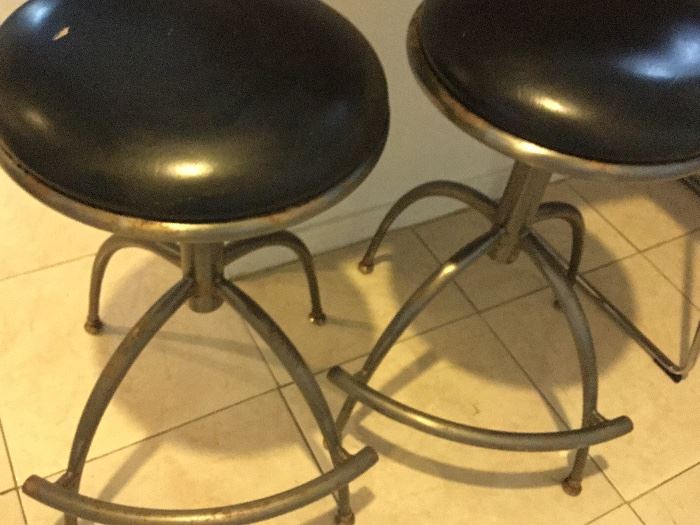 Set of 4 vintage iron bar stools 