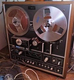 Akai reel-to-reel