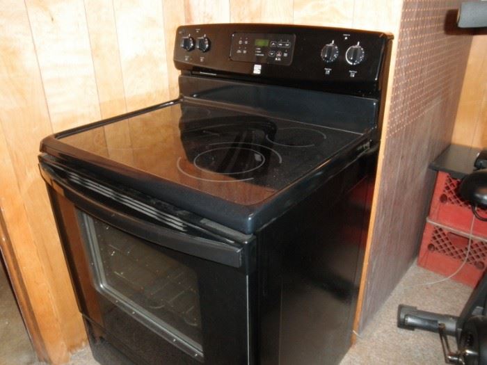 BRAND NEW ELECTRIC STOVE
