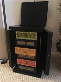 Cute jewelry box with lots of storage!