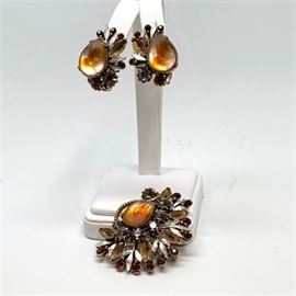 Lot 314
Vintage Florenza Signed Brooch Set