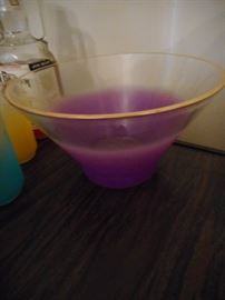 W Virginia Glass Co, Blendo Salad Bowl