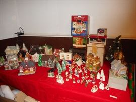 Vintage Christmas Houses,. Lights. With Original Boxes 