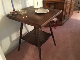 Scroll leg table