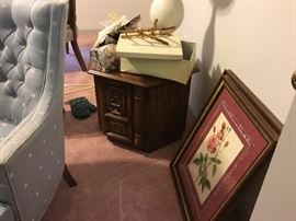 Small octogenarian shaped table