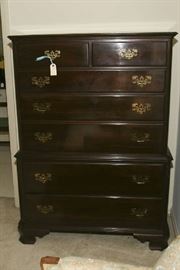 ETHAN ALLEN, MAHOGANY CHEST - BEAUTIFUL CONDITION