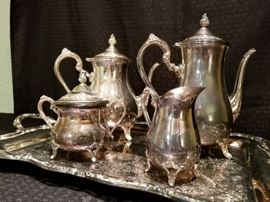 WM Rogers Silverplated Coffee Set