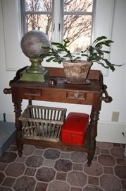 Antique Wash Stand