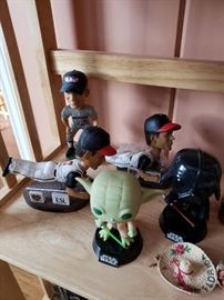 Bobble heads