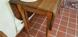 drop leaf table 