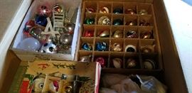 vintage Christmas decor