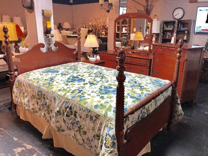 Antique Full Size Barley Twist Carved 4-Poster Bed, Dresser, Mirror, Chest of Drawers, and Night Stand. 