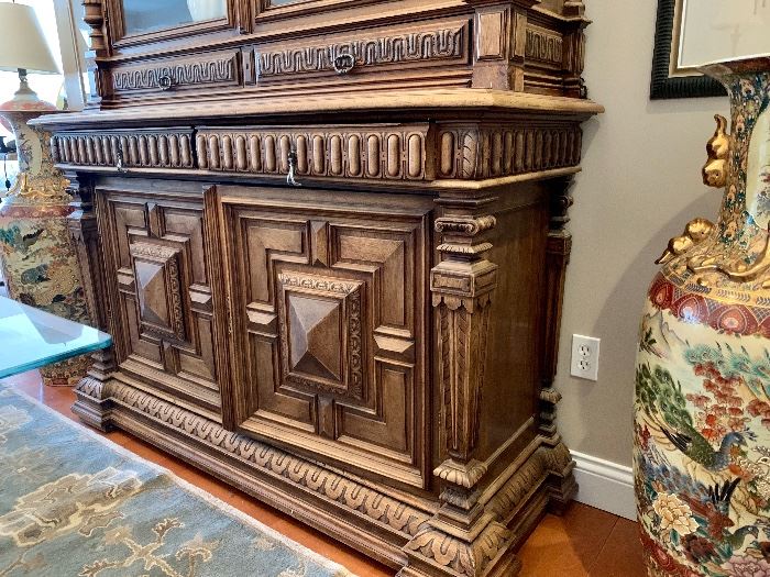 Close-up of base of cabinet