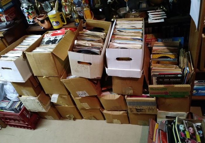 Over 3,000 45 rpm records....More not seen in photos...