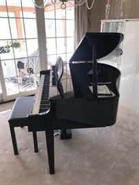 YAMAHA CLAVINOVA CLP-565GP PIANO