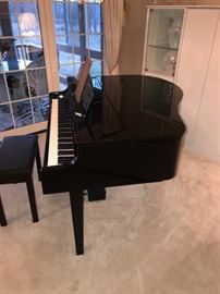 YAMAHA CLAVINOVA CLP-565GP PIANO