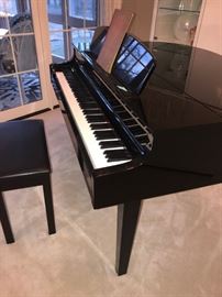 YAMAHA CLAVINOVA CLP-565GP PIANO