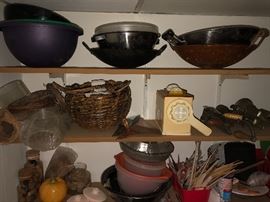 Assorted Cookware