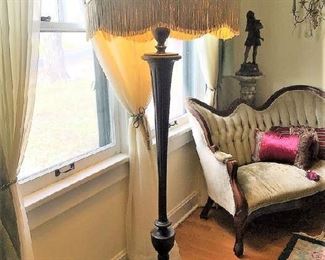 Victorian Style carved Mahogany floor lamp