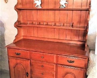 Cabinet with hutch