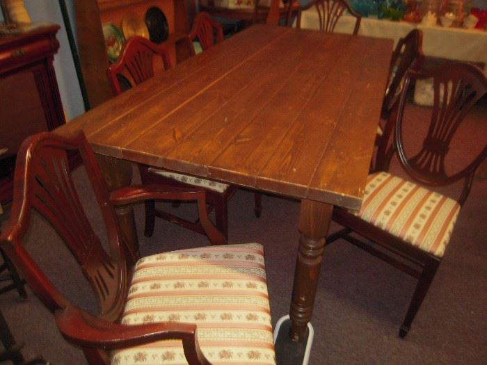 7 ftPine farmhouse table , 6 Mahogany chairs