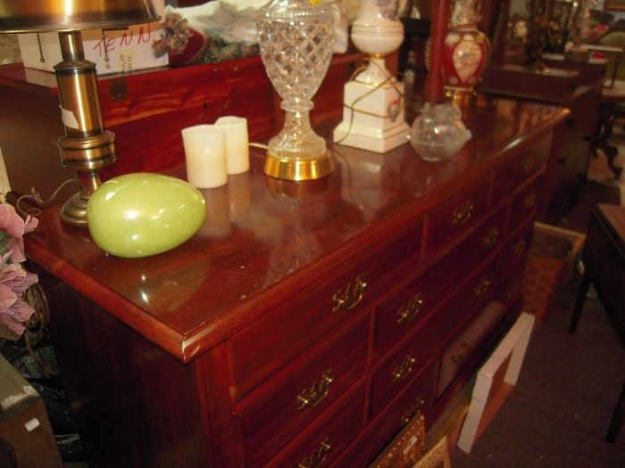Cherry dresser part of suite,nice lamps