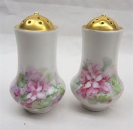 PAIR OF HAND PAINTED PORCELAIN SHAKERS, NO CORKS