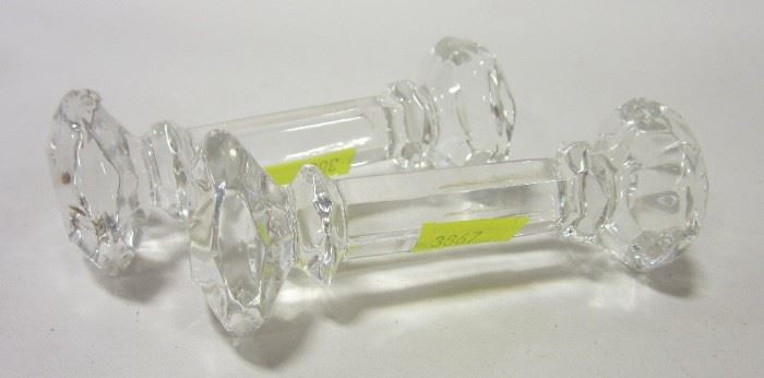 PAIR OF GLASS KNIFE RESTS