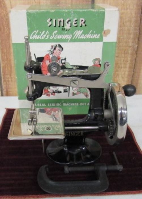 1950's Singer Child's Sewing Machine w/Original Box