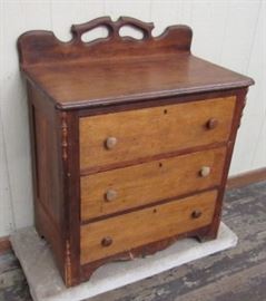 Small Chest/Washstand