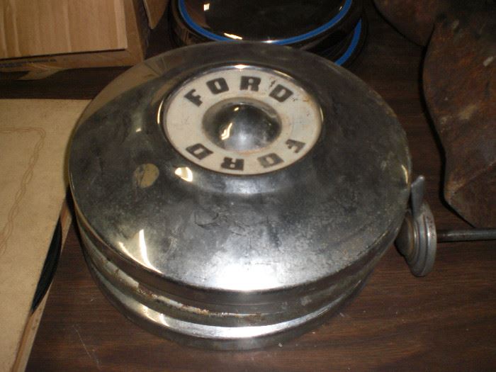 1956 Ford hub caps