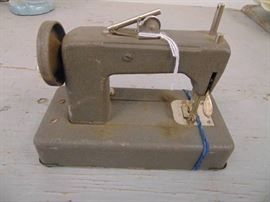 Vintage Sewette Sewing Machine