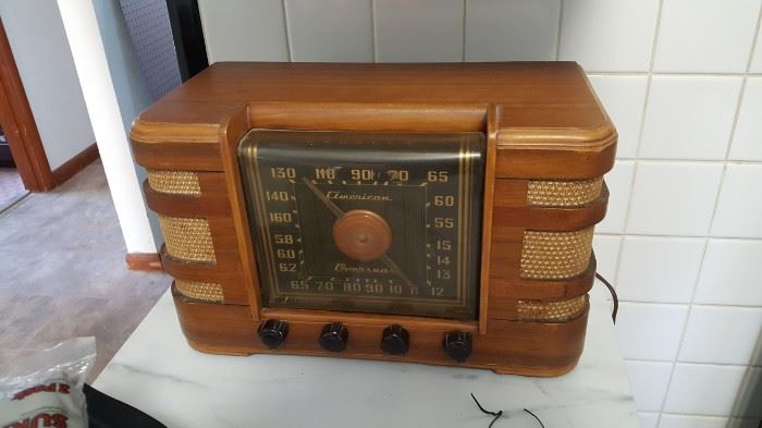 Crosley Tube Radio 