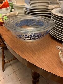 Pyrex corning nexting bowls blue flowers & ribbons