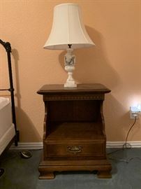 Ethan Allen nightstands - 2 available.    Also 2 antique marble lamps