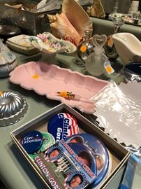 Clinton-Gore campaign buttons