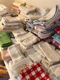 table linens, vintage linens