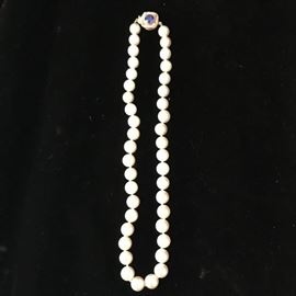 Pearls with sapphire clasp (missing 2 small pearls on clasp)