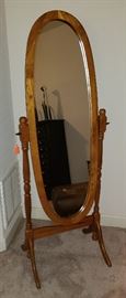 floor standing swivel mirror