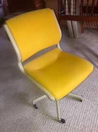 Steelcase chair vintage tagged 1976
