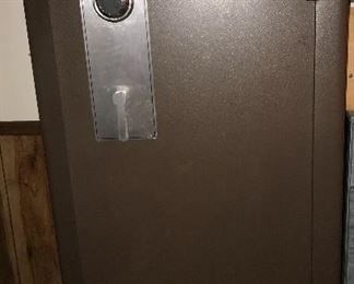 Gun safe with combination