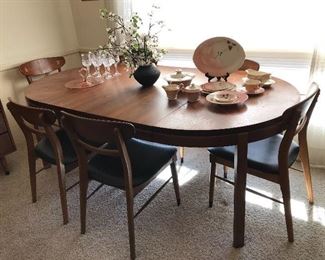 Mid-Century Modern Lane dining table & 6 chairs
