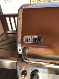Alternate view of grill
