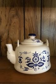 Vintage tea pot