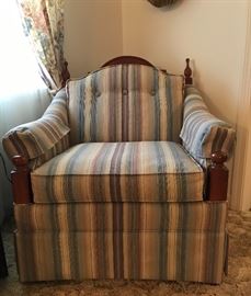 Vintage arm chair