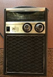 Vintage Kmart AM/FM radio
