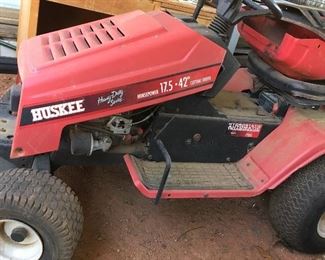 Alternate view of lawn mower (#2)