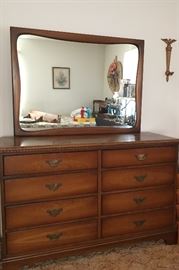 Link Taylor Dresser and mirror