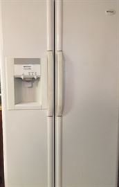 Frigidaire Side-by-side refrigerator
